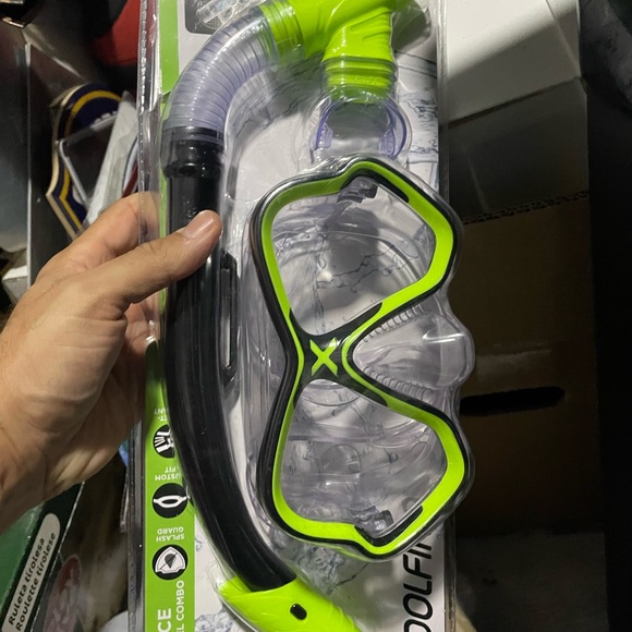 Diving Gear 2 Pc Set New 
In original pack - Picture 2 of 6